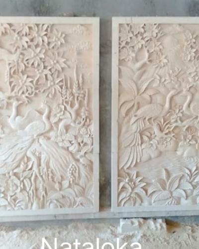 Relief Rumah Minimalis Motif Merak