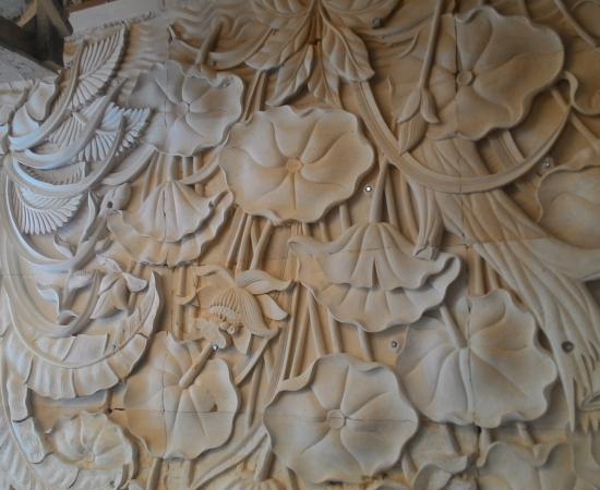 Relief Dinding Rumah Motif Lotus